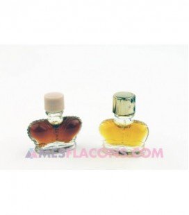 Lot de 2 miniatures féminines variantes différentes